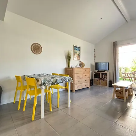 Air-conditioned House In The Arcachon Style With Swimming Pool Tatil Evi